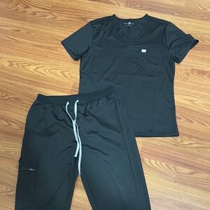 Amazon Union Med Black Scrub Top and Pants
